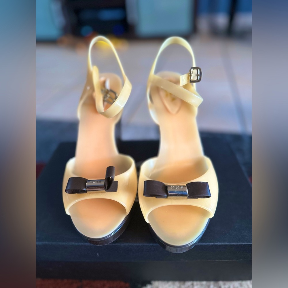 Furla Jelly Beige Wedges